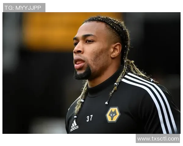 足球明星断眉高清图片欣赏揭秘他们独特魅力与风格的背后故事 足球明星断眉高清图片欣赏揭秘他们独特魅力与风格的背后故事